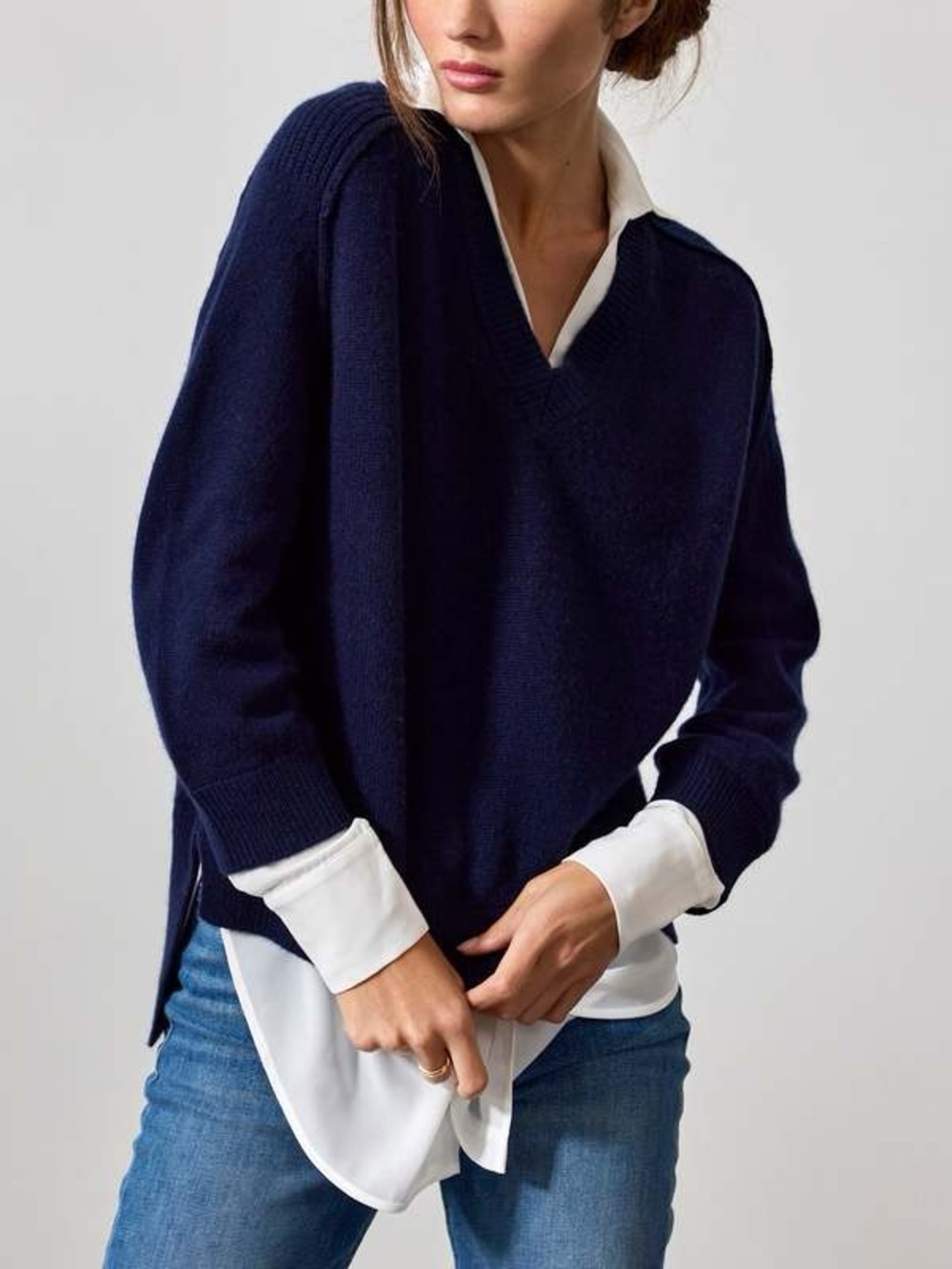 Brochu Walker The Looker Layered V-Neck
Cashmere Navy Size Large